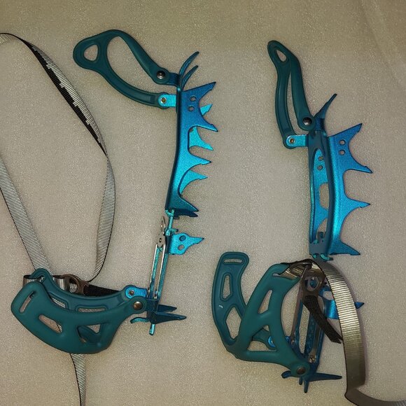 BRS Anti-slip 14-Teeth Ice Snow Climbing Cleats Crampons Gripper NEW - Picture 4 of 16